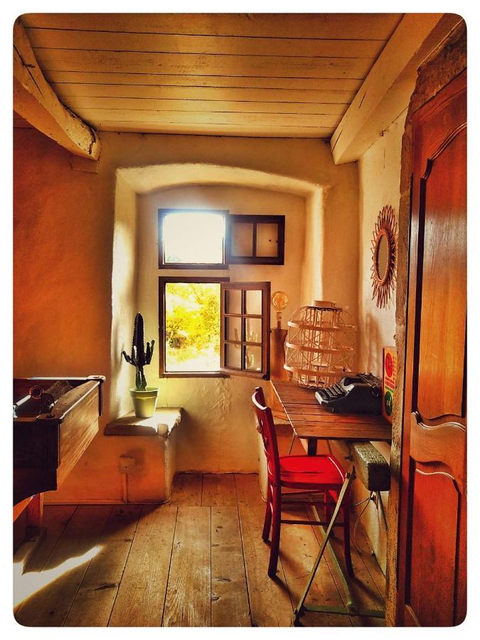 Oracines Du Calme Maison Helianthy Sanilhac  ภายนอก รูปภาพ